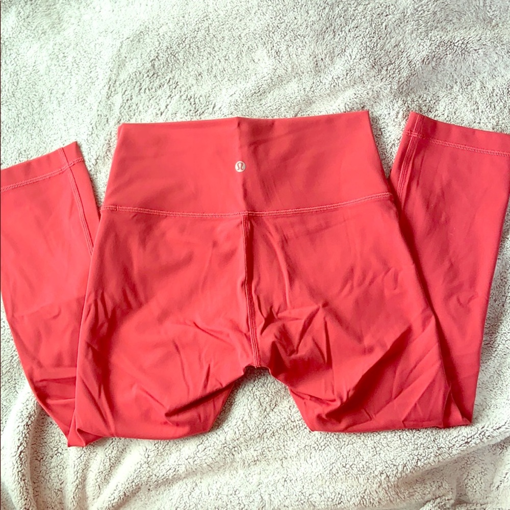 Lululemon crop leggings